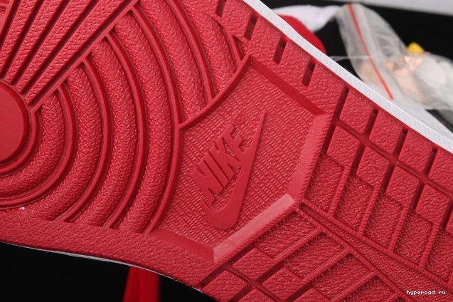 OG High 1 Air 555088-062 Jordan Bloodline 1116